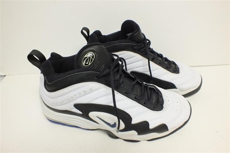Kevin Garnett Game Used Air Uptempo 3.0 Basketball Shoes Minnesota ...